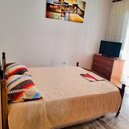Avocado Balcony Apartment Саранде Екстериор снимка
