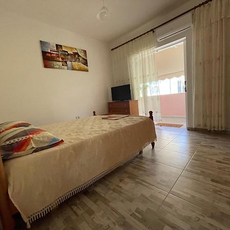 Avocado Balcony Apartment Саранде Екстериор снимка